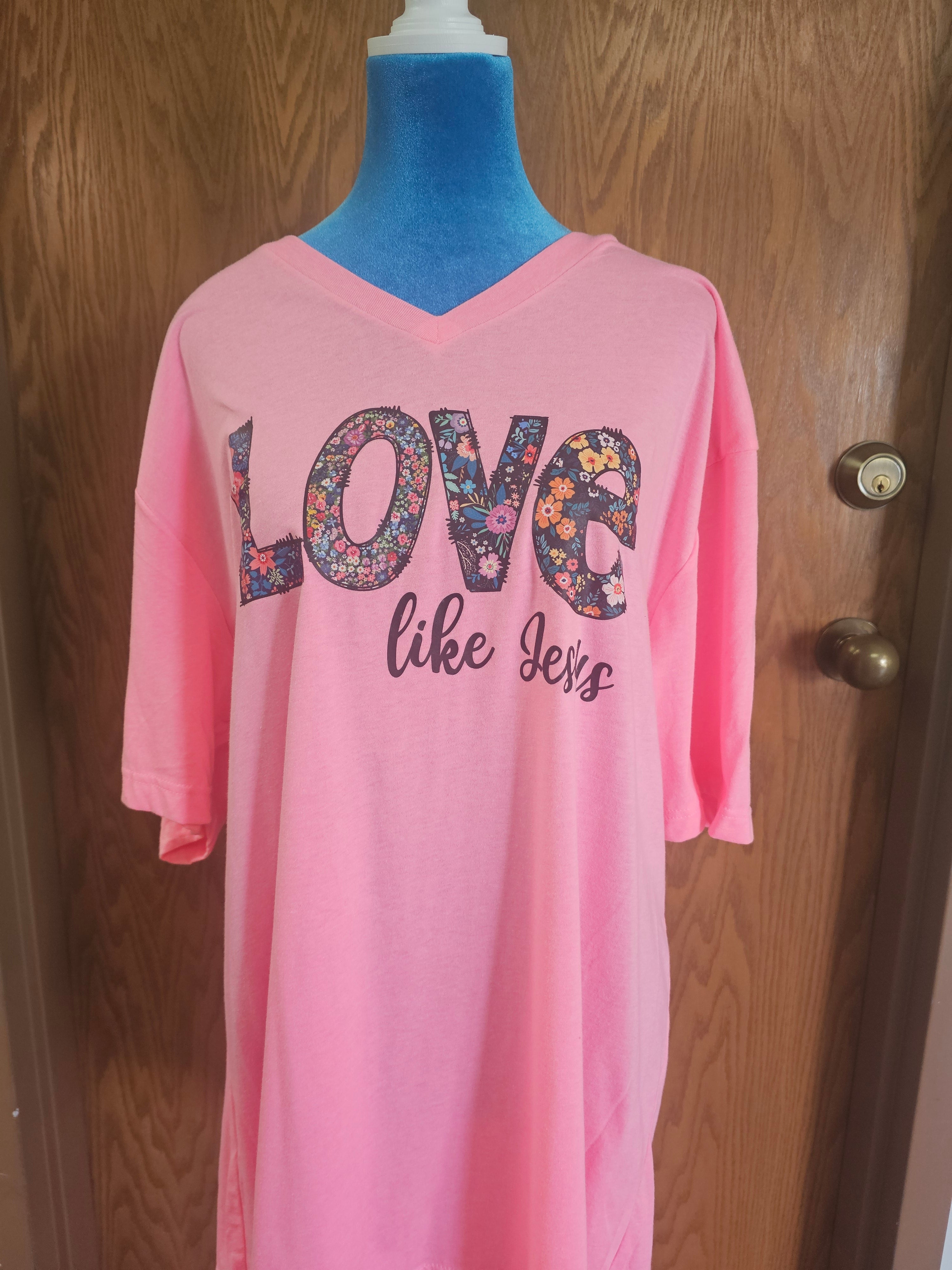 Love Like Jesus V-neck Tee