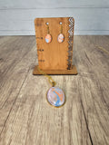Oval drop earrings