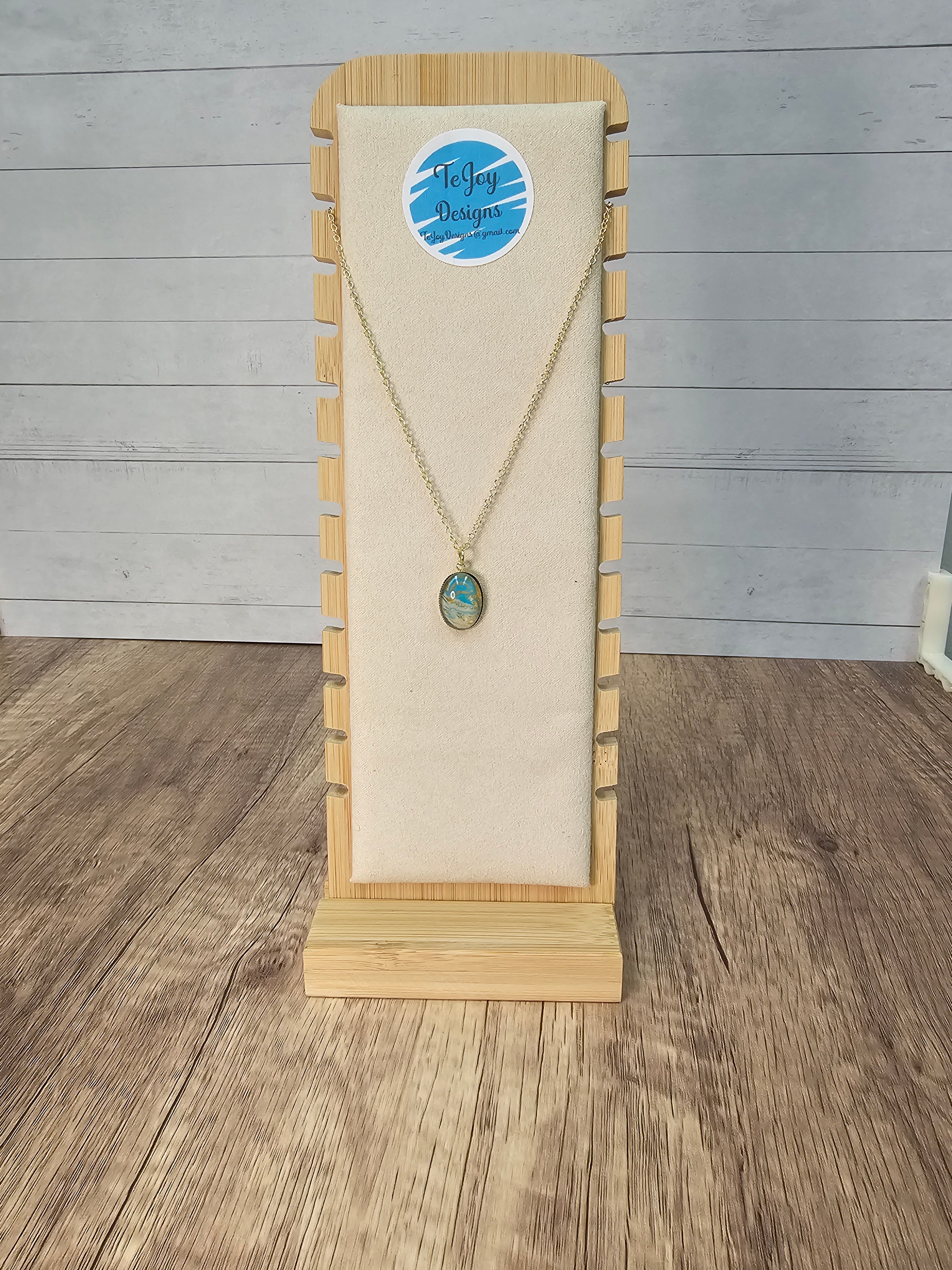 Fluid art necklace