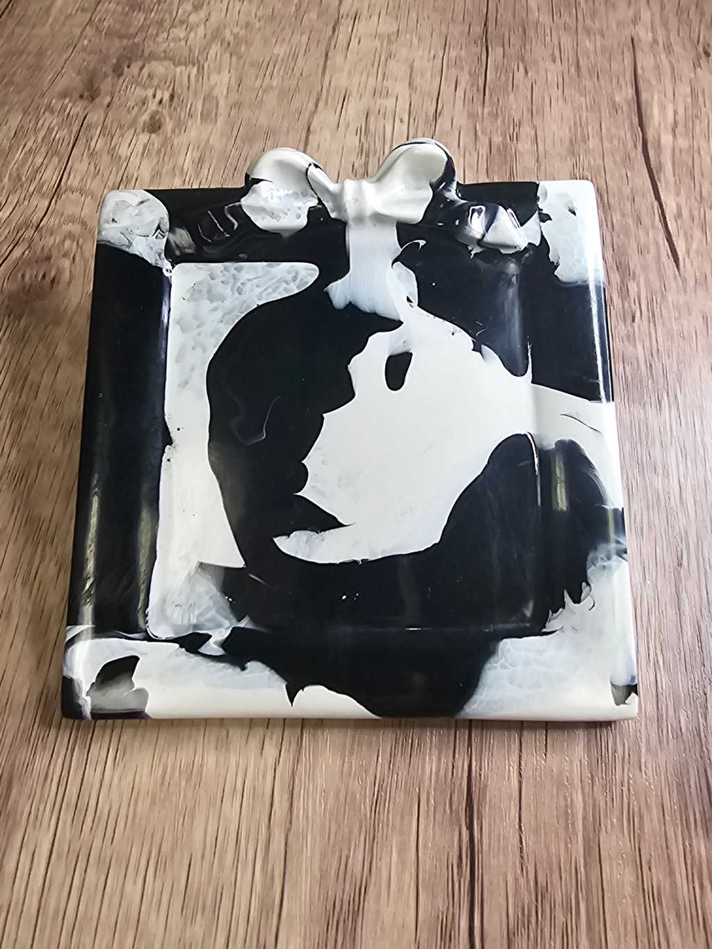 Resin Decorative Trinket Plate