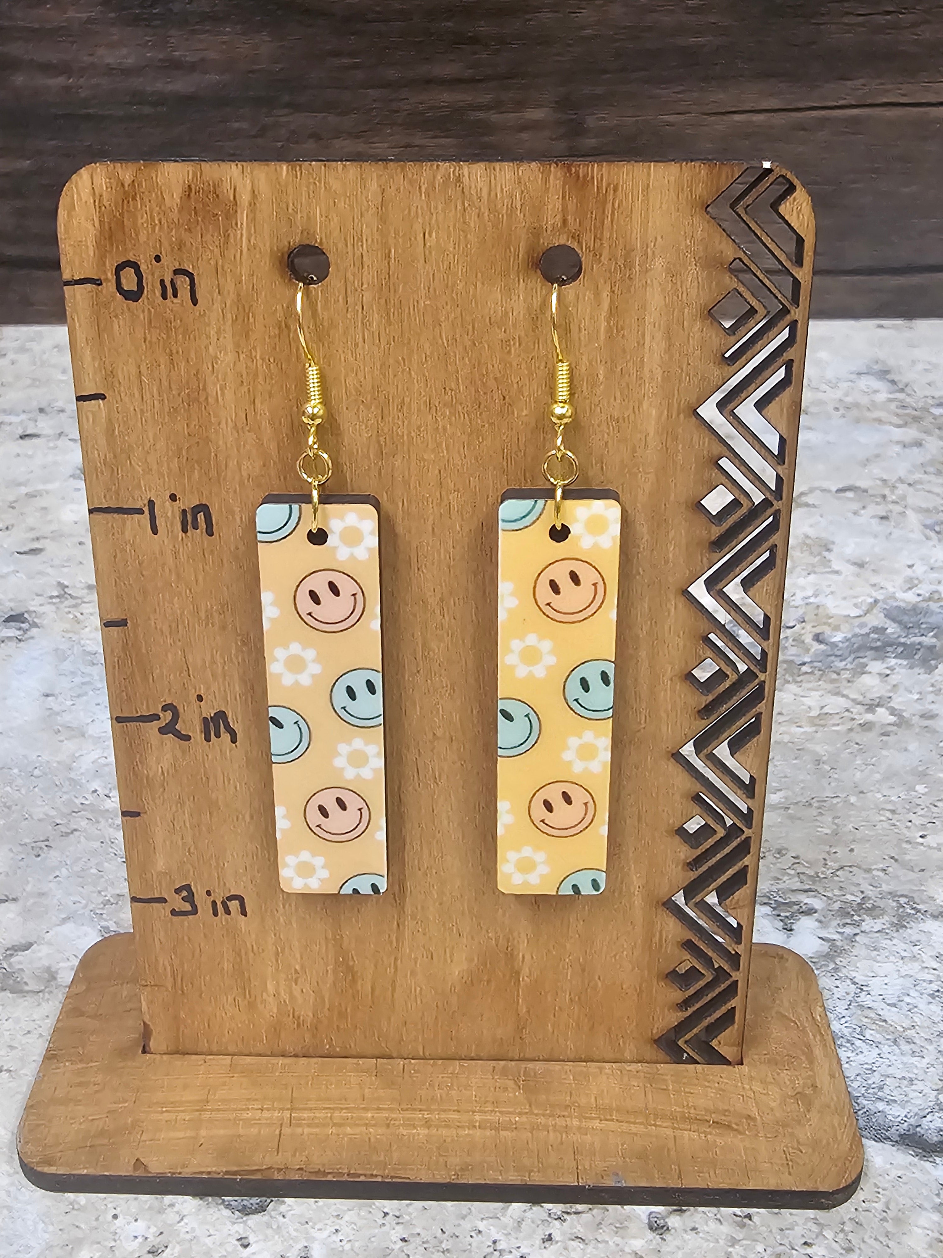 Smilies Bar Earrings